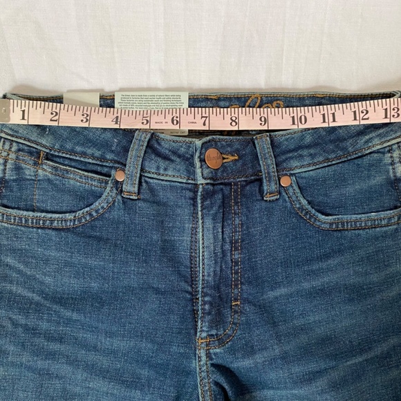 NWT 25x34 Wrangler Retro High Rise Trumpet Flare Jeans in Jana - Picture 13 of 16